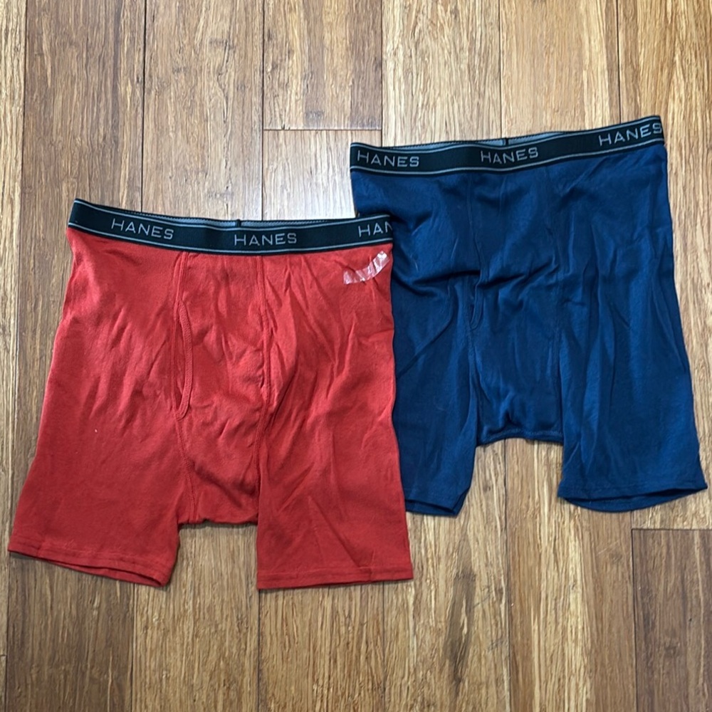 NWT: Hanes Comfort Flex Men's Boxer Briefs in Red and Navy, M